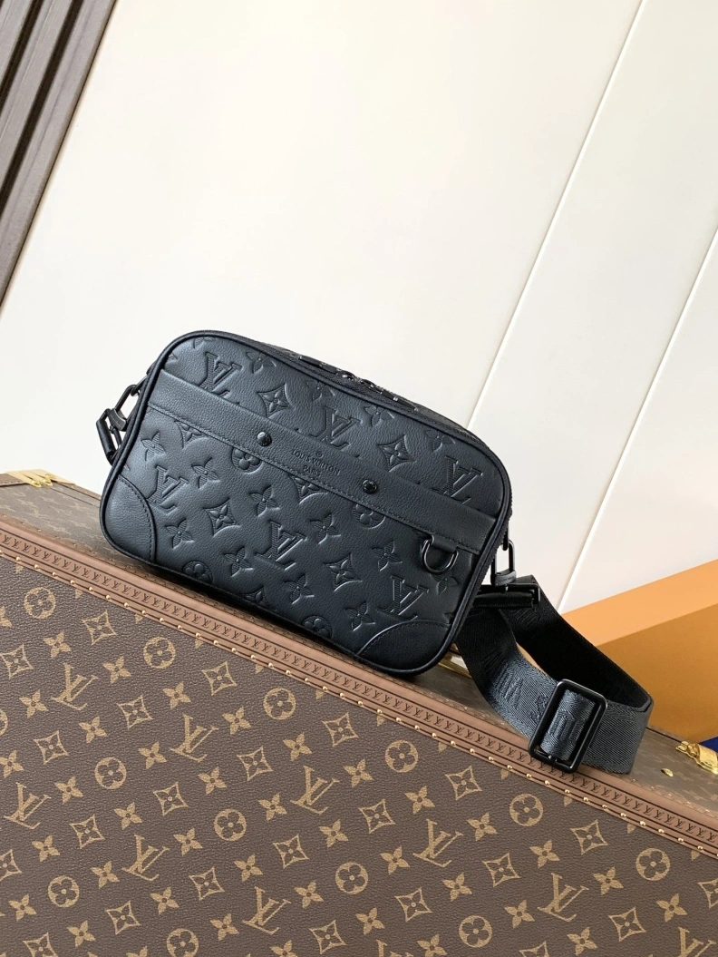 Comfortable LX Satchel bags 9073