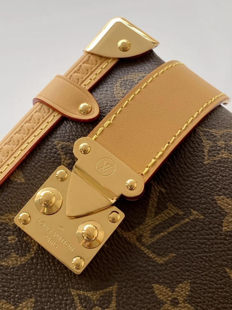 Trendsetting LX Box Bags 9515
