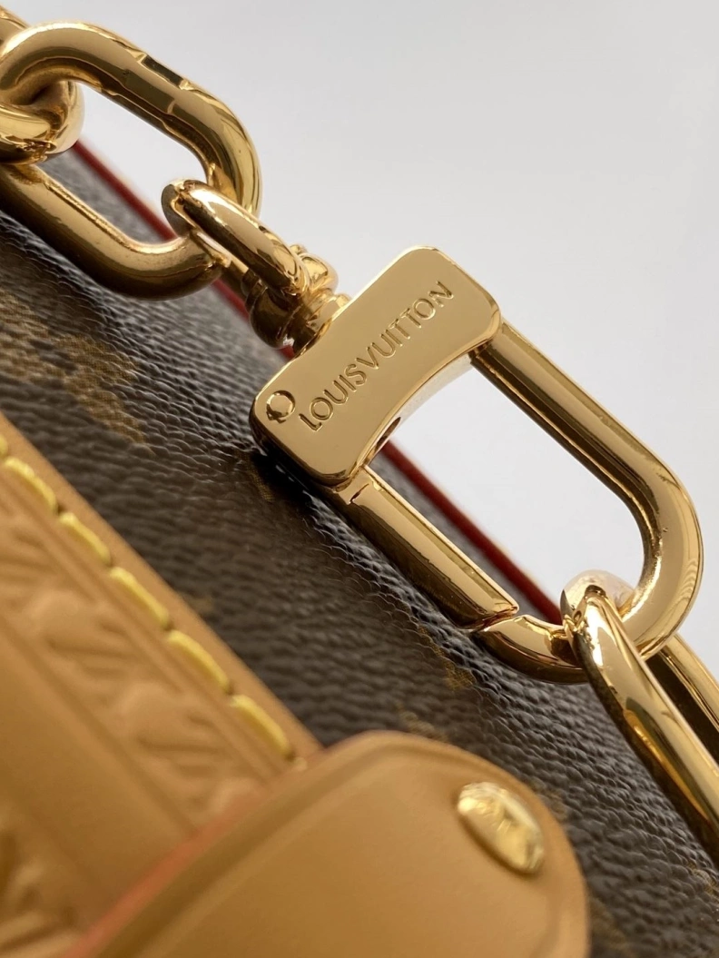 Trendsetting LX Box Bags 9515