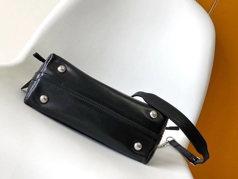 LX Satchel bags Bold 9077