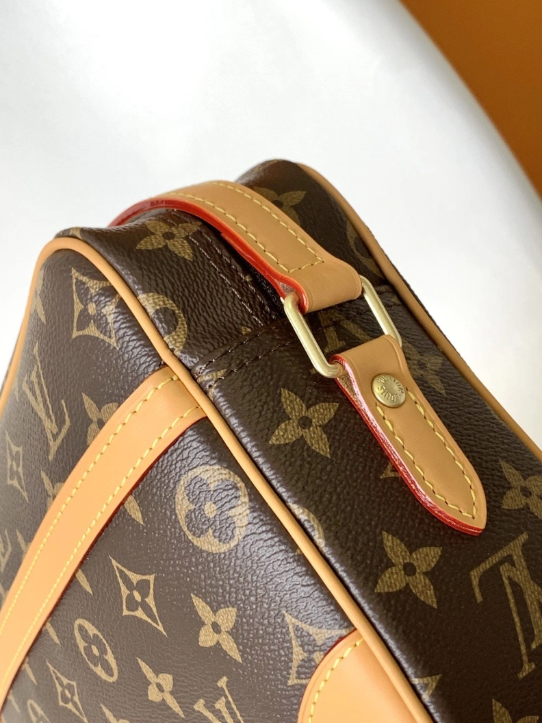Efficient LX Satchel bags 9070