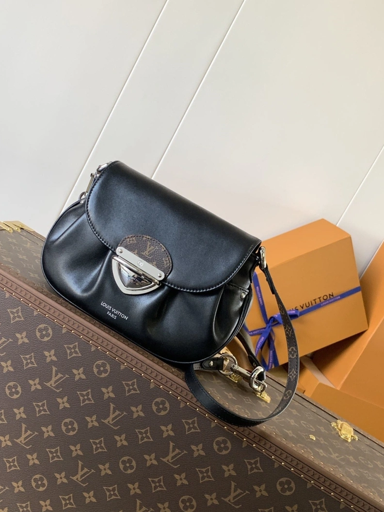 LX Satchel bags Bold 9069