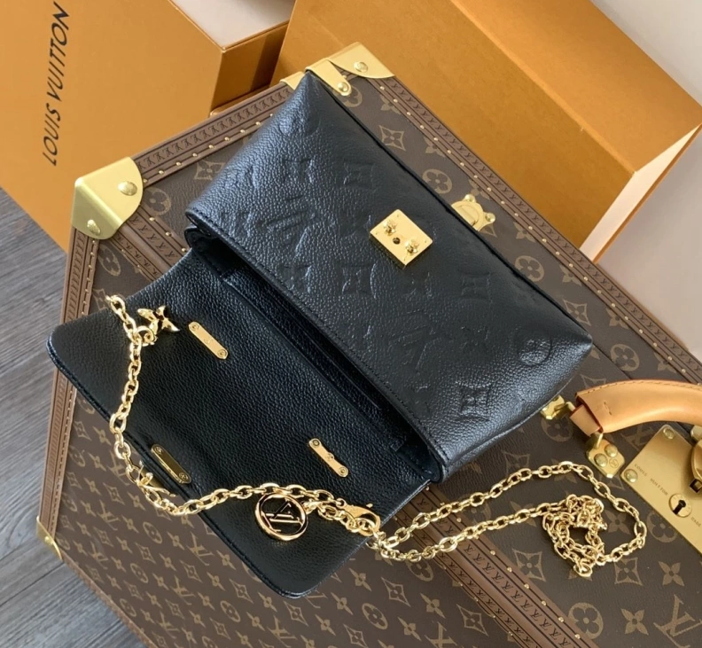 LX Top Handle Bags SportInspired 8434