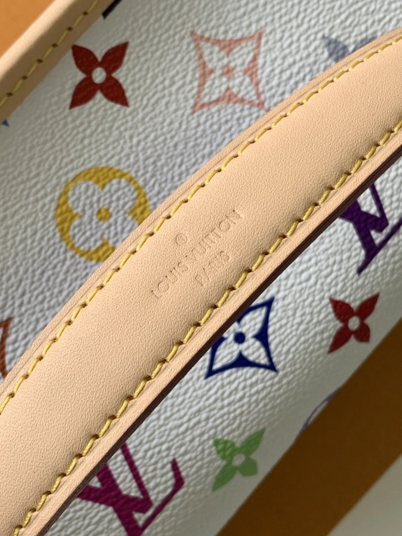 Fashionable LX Satchel bags 9064
