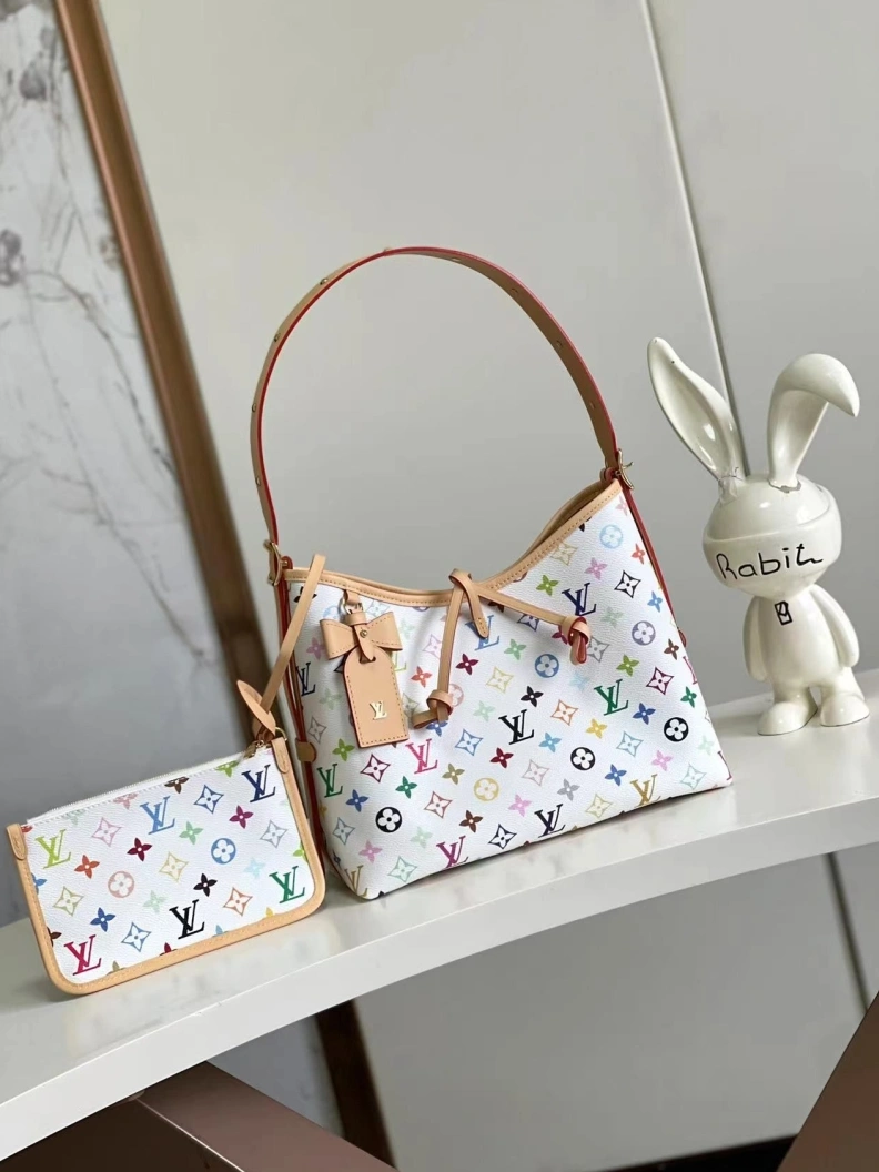 Trendsetting LX Top Handle Bags 8449