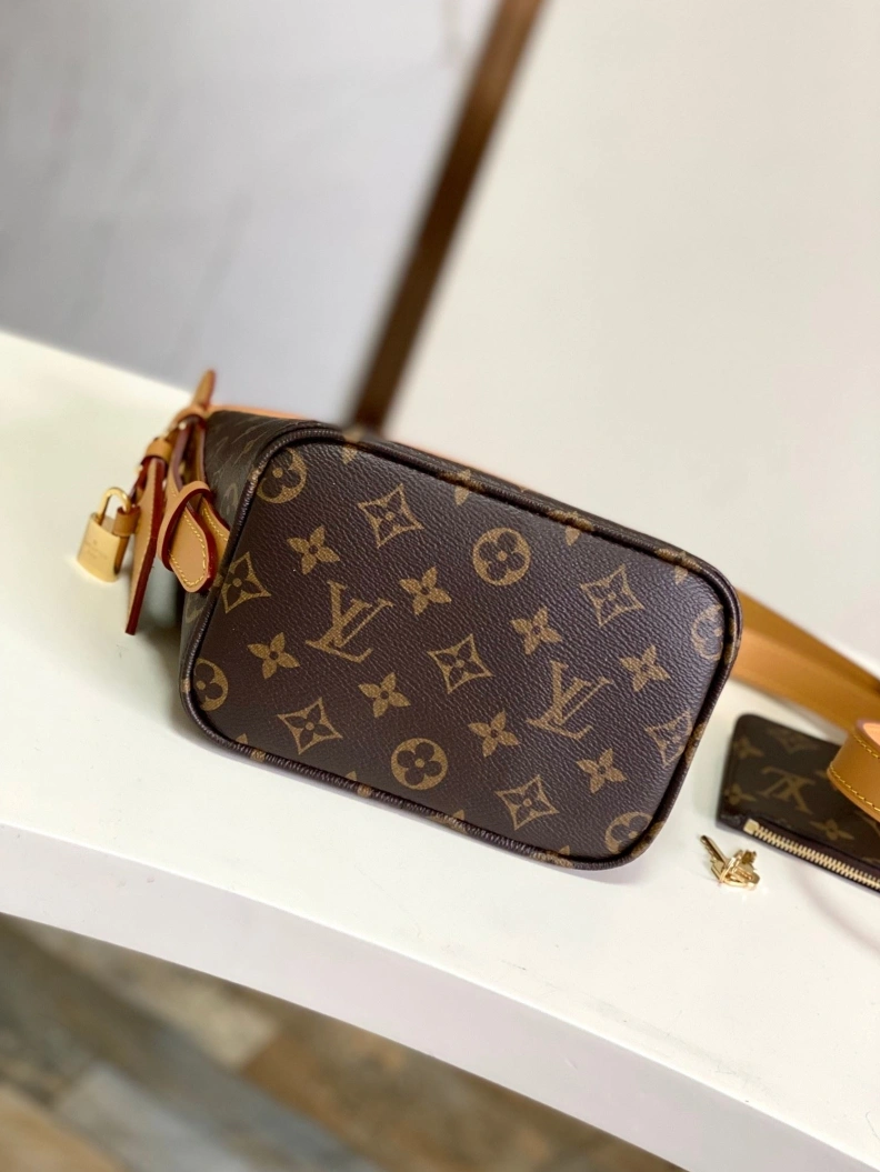 LX Bucket Bags Timeless 9433
