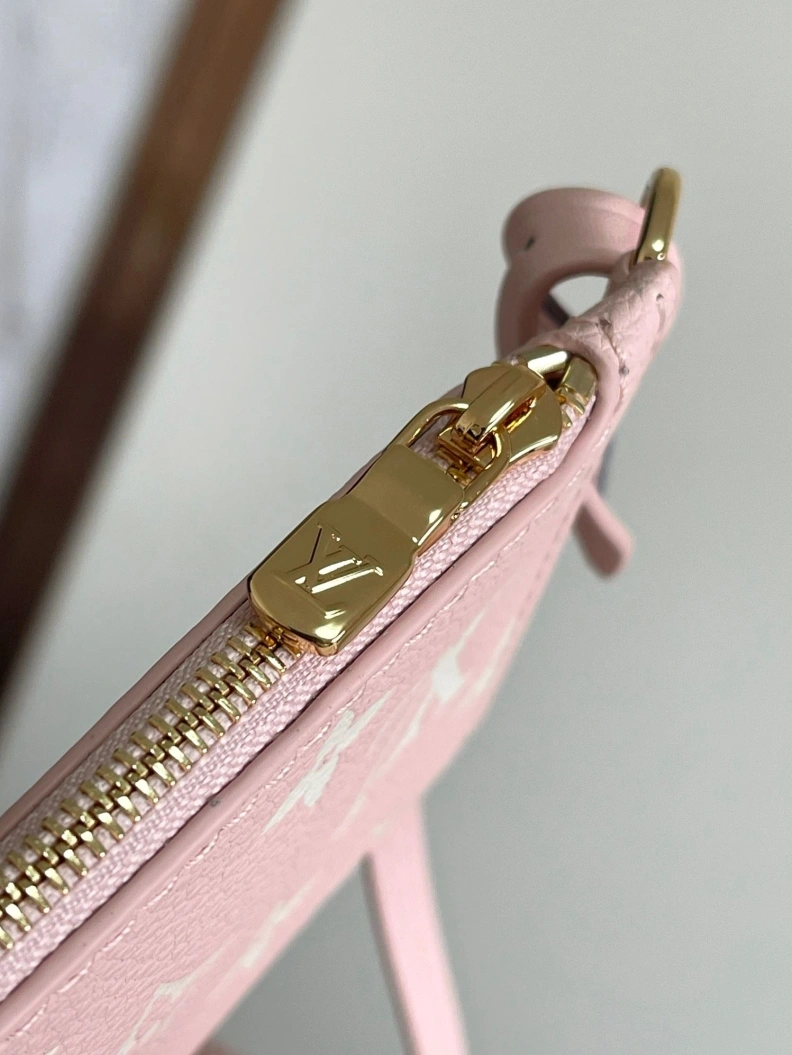 Trendsetting LX Satchel bags 9046