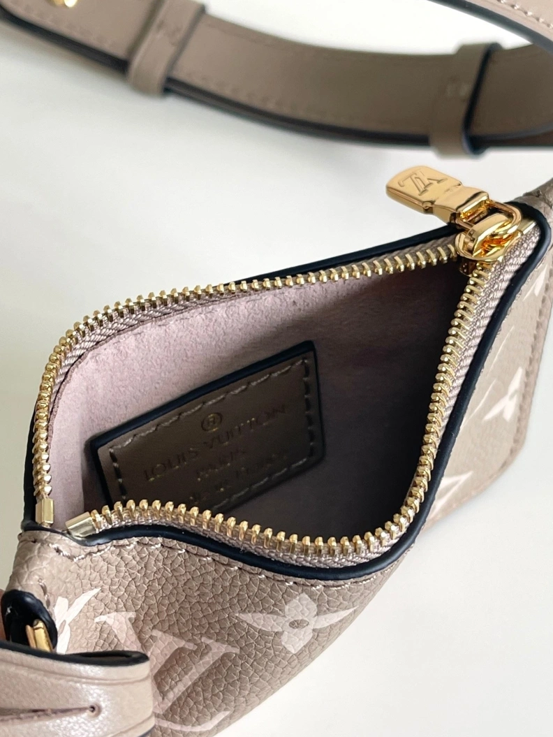 Vibrant LX Satchel bags 9071