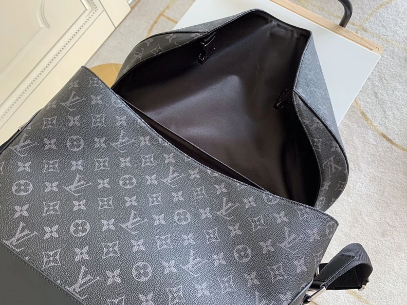 Efficient LX Satchel bags 9056