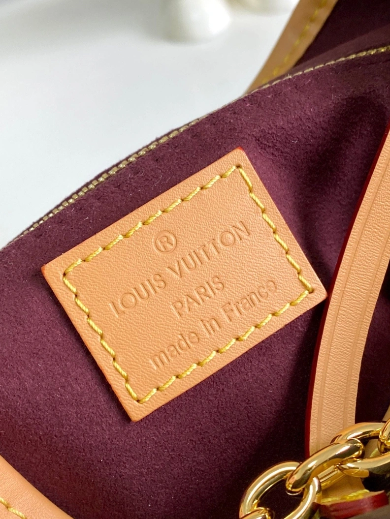 Sophisticated LX Satchel bags 9040