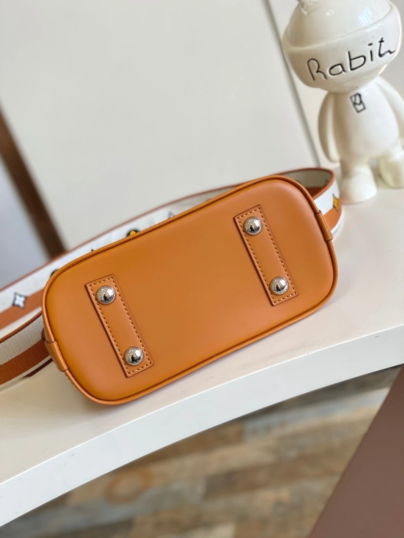 UrbanStyle LX Top Handle Bags 8432