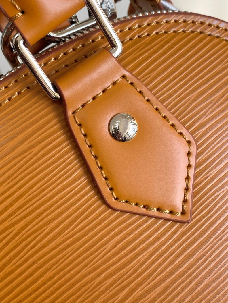 UrbanStyle LX Top Handle Bags 8432