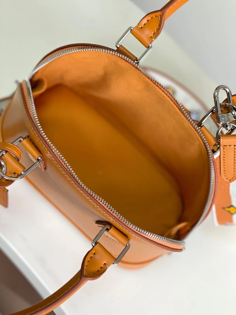 UrbanStyle LX Top Handle Bags 8432