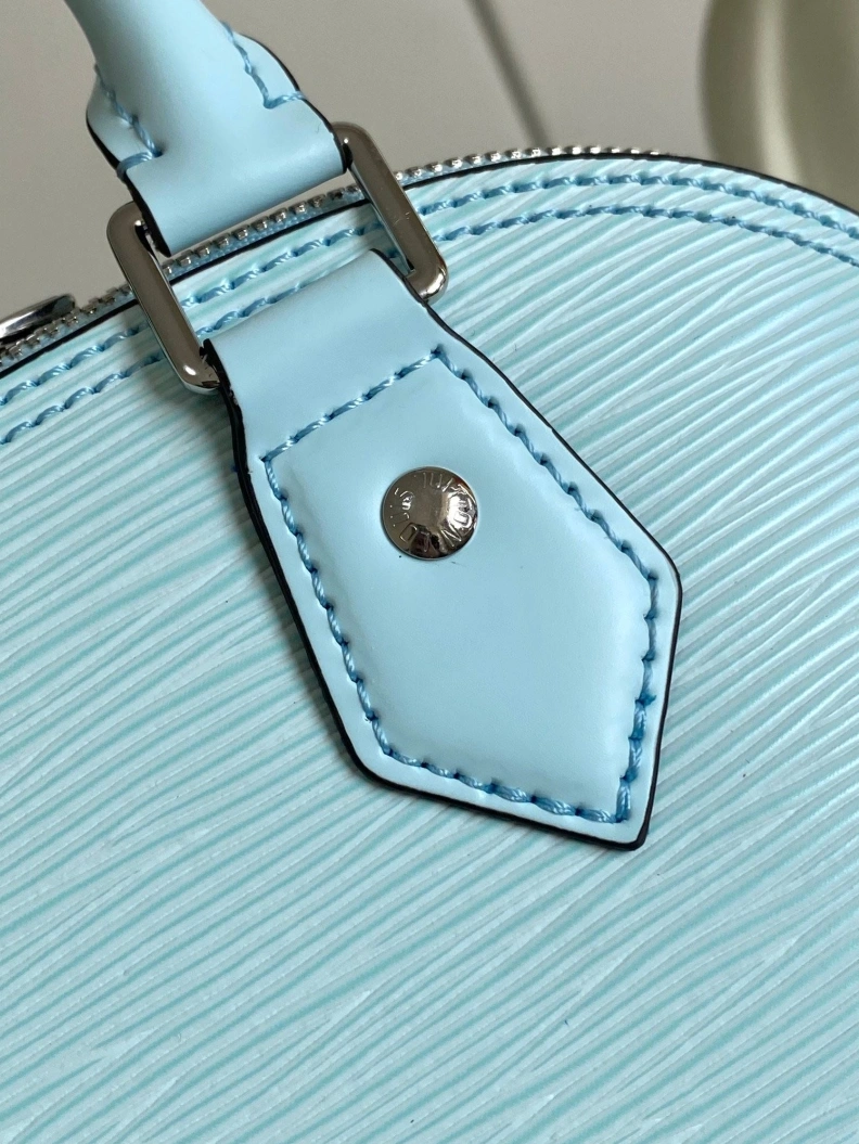 Modern LX Top Handle Bags 8429