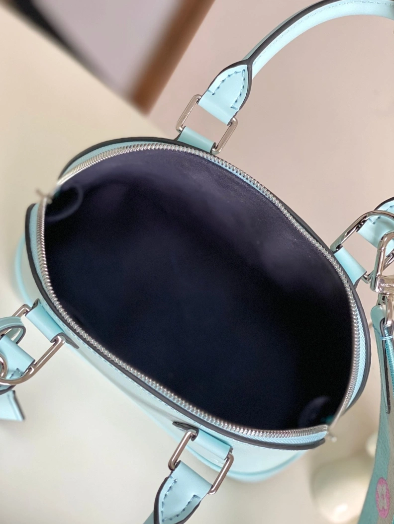 Modern LX Top Handle Bags 8429