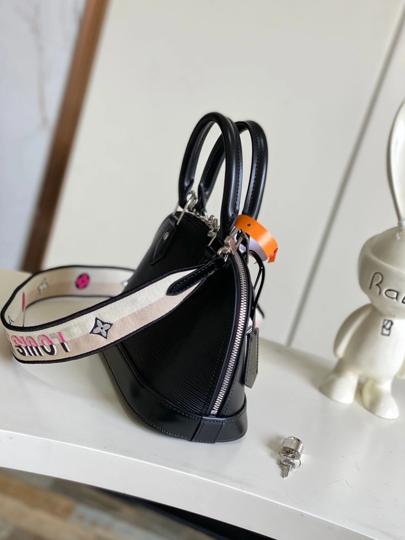 Unique LX Top Handle Bags 8439