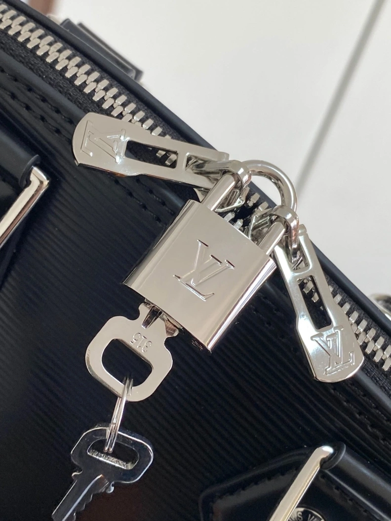 Unique LX Top Handle Bags 8439