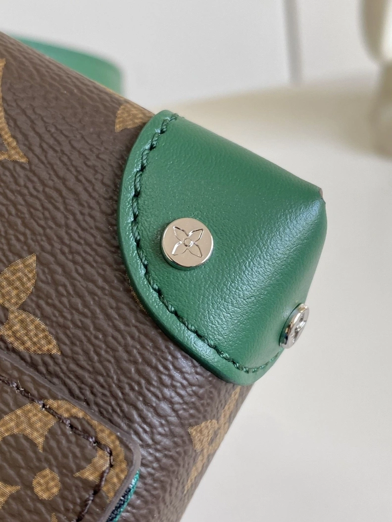Efficient LX Satchel bags 9044