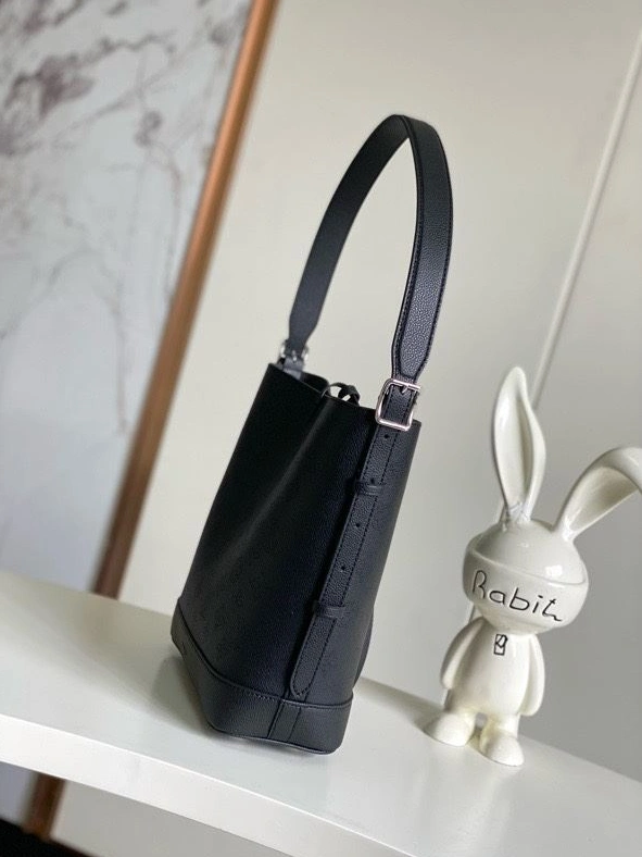 Popular LX Top Handle Bags 8423