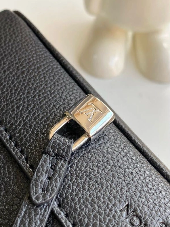 Popular LX Top Handle Bags 8423