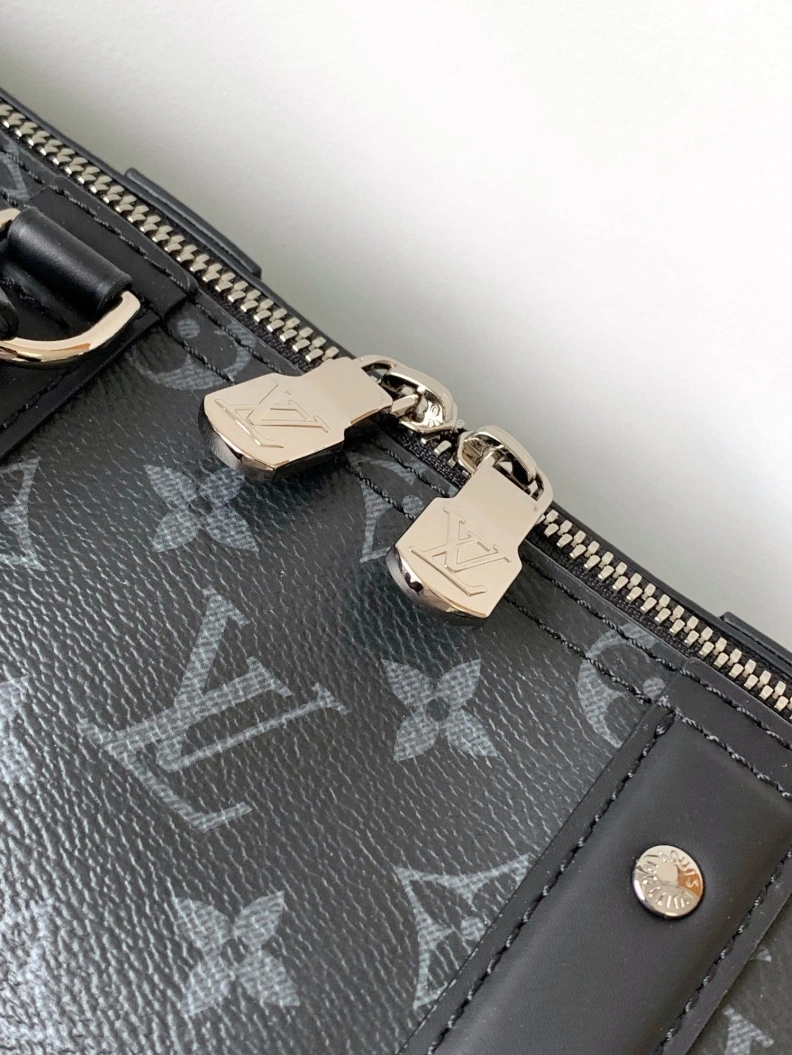 WellDesigned LX Speedy Bags 8603
