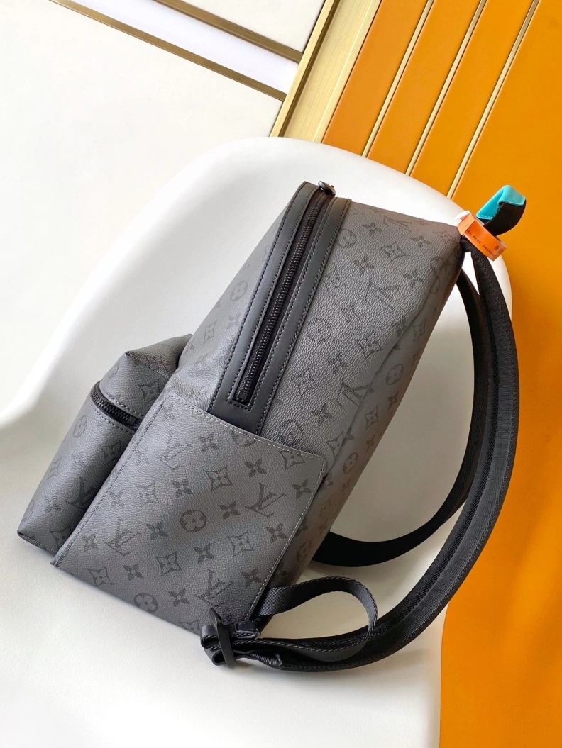 LX Backpacks Resilient 9633