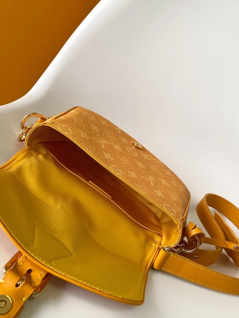 LX Satchel bags Vibrant 9034