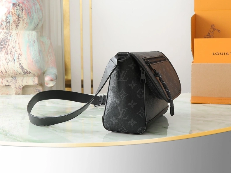 LX Satchel bags Fashionable 9019