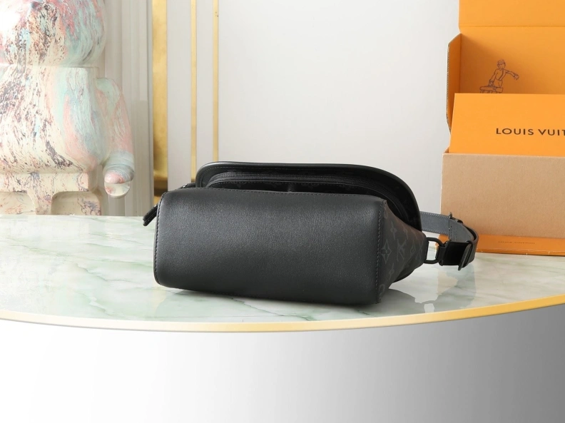 LX Satchel bags Fashionable 9019
