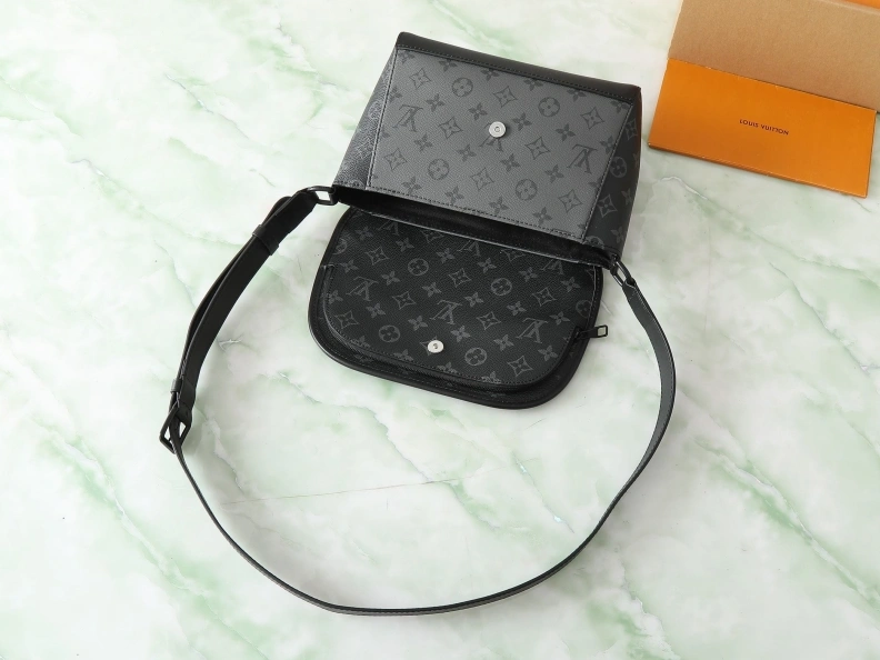 LX Satchel bags Fashionable 9019