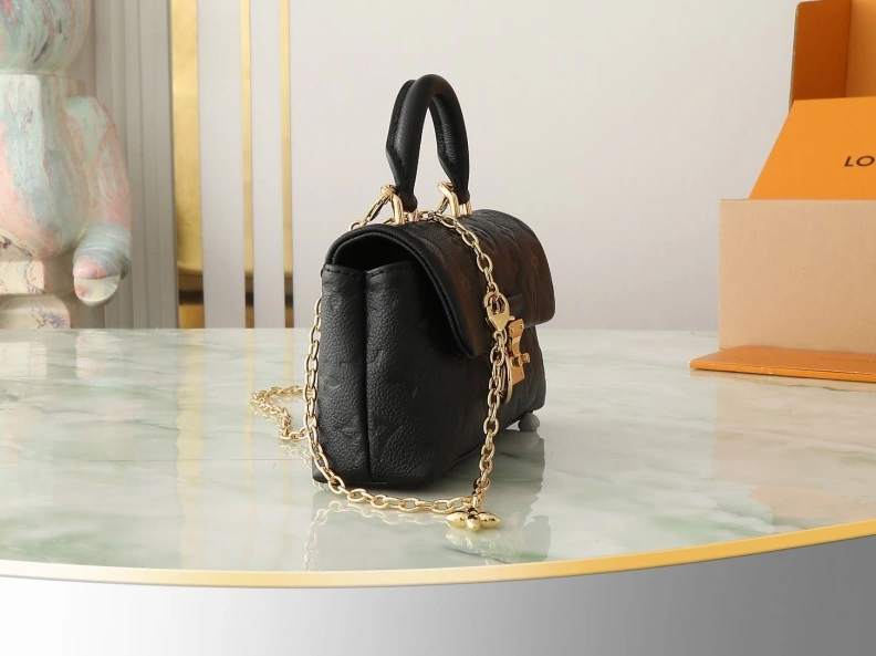 LX Top Handle Bags HighQuality 8411
