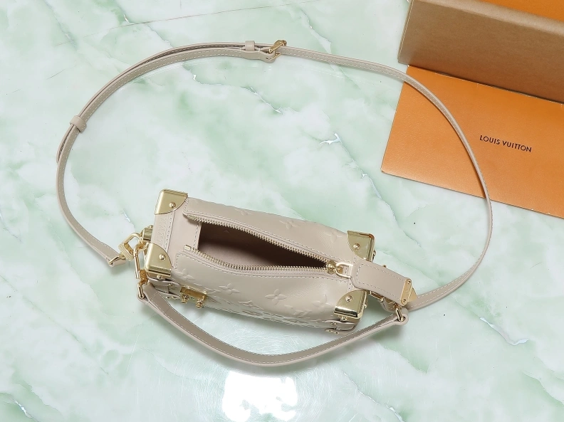 DailyWear LX Box Bags 9507