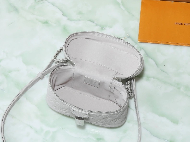 LX Top Handle Bags Reliable 8407
