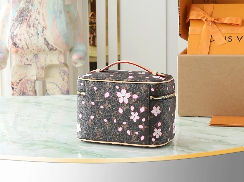 StreetReady LX Cosmetic Bags 9210