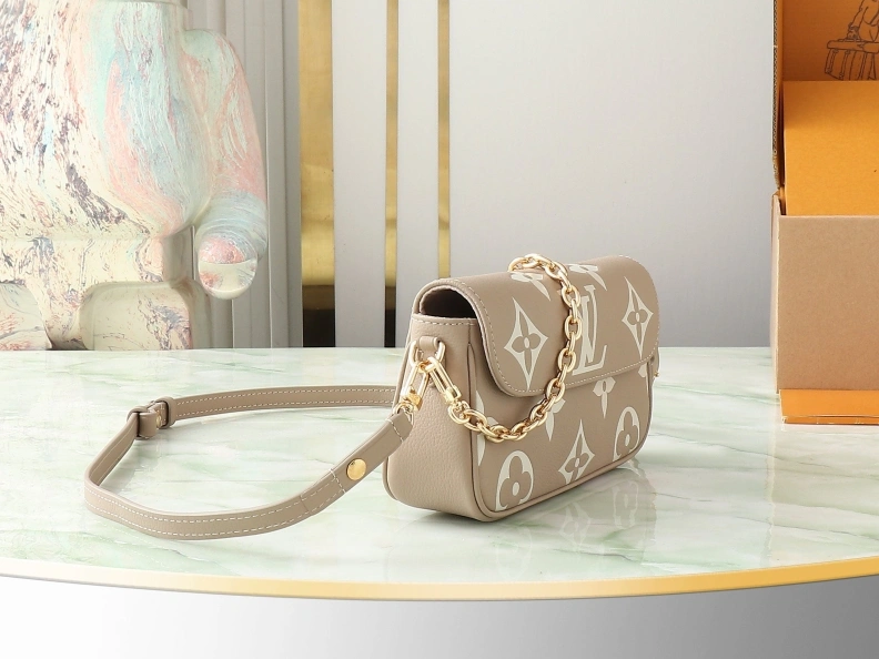 LX Satchel bags Efficient 9021