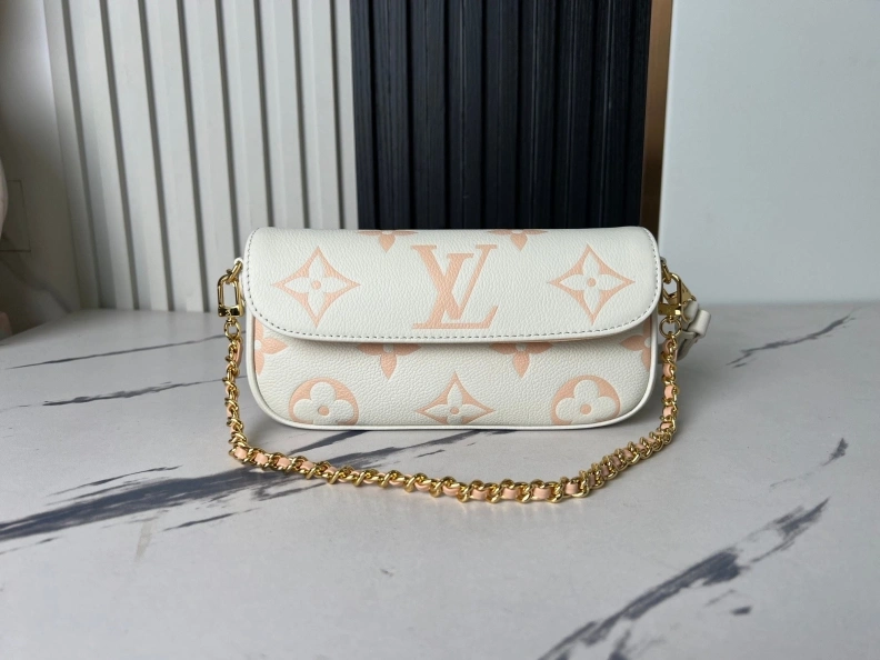 Durable LX Satchel bags 8995