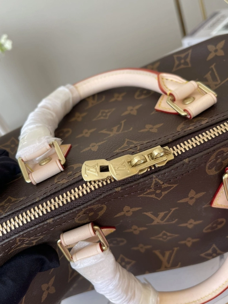 LX Speedy Bags Stylish 8582