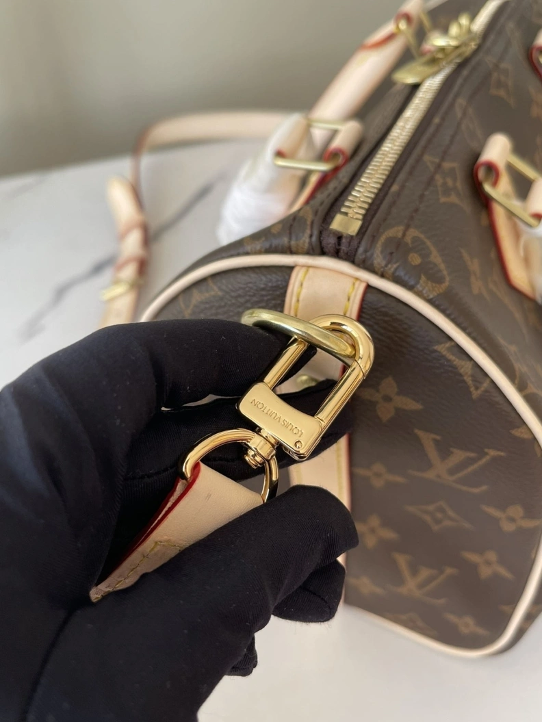 LX Speedy Bags Stylish 8582