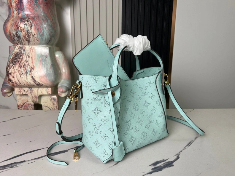 Sophisticated LX Shopping Bags 8752