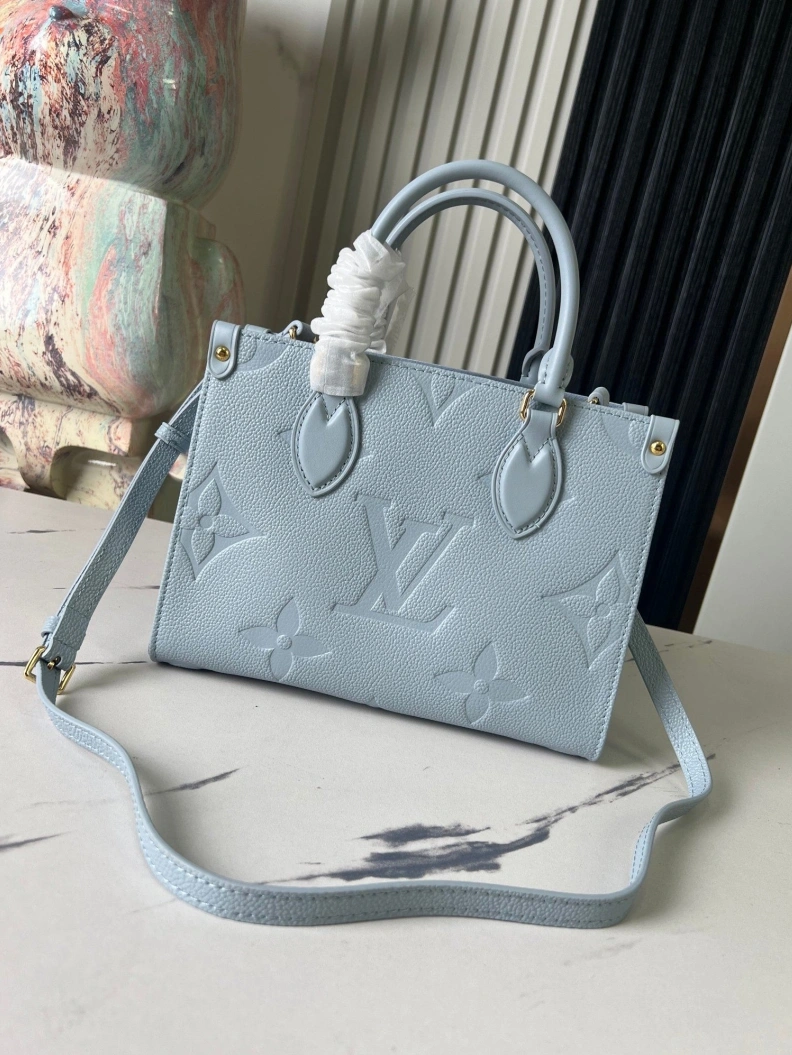 Resilient LX Shopping Bags 8746