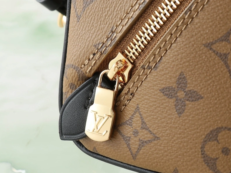 Vibrant LX Satchel bags 9025