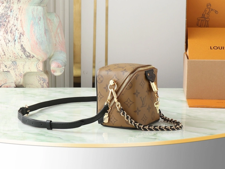 Vibrant LX Satchel bags 9025