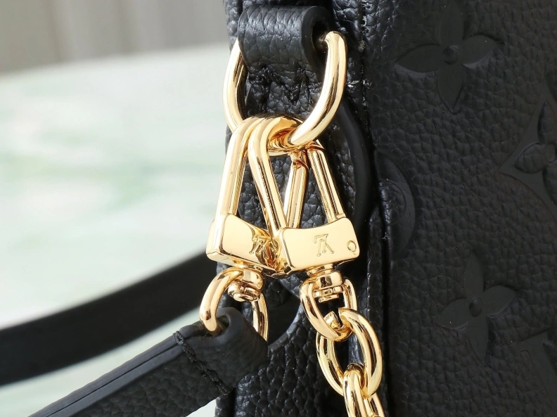 WellDesigned LX Satchel bags 9001