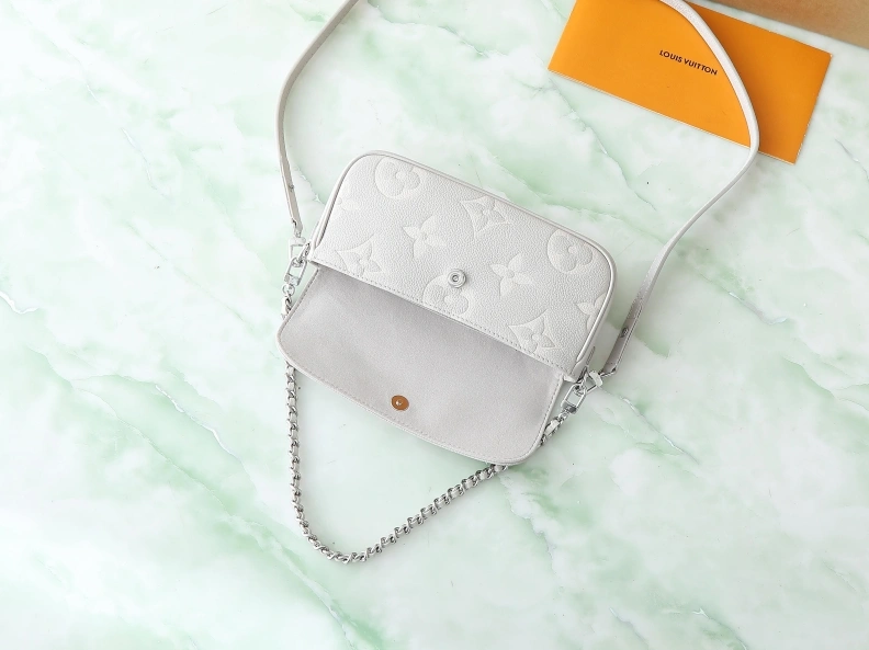 LX Satchel bags Soft 9016