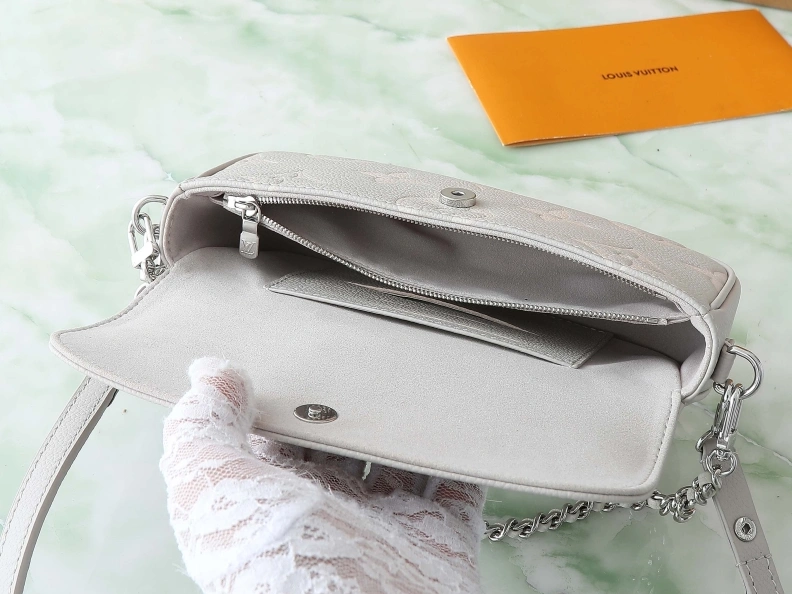 LX Satchel bags Soft 9016