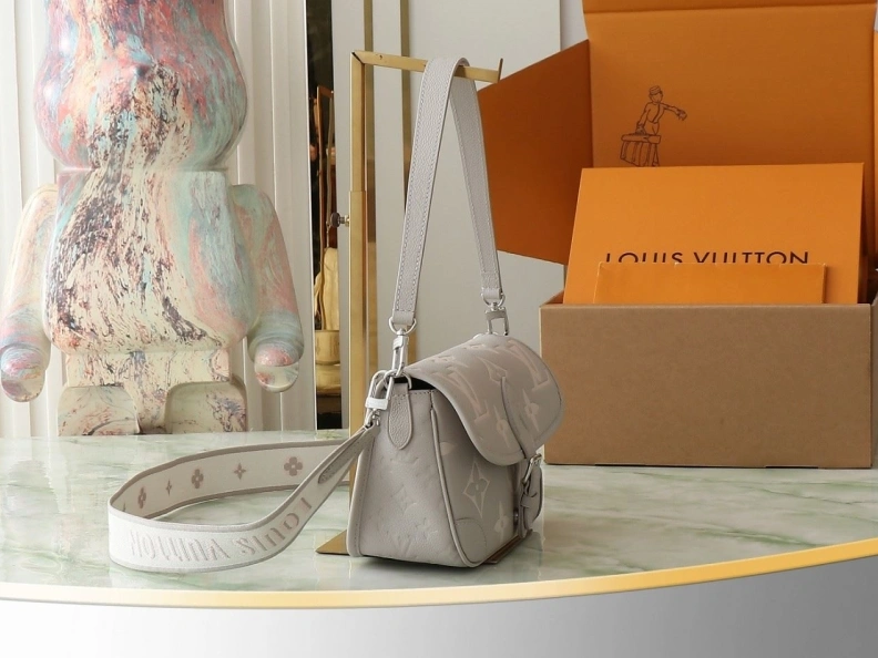 Lightweight LX Satchel bags 9002
