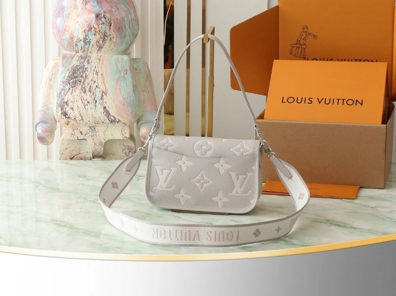 Lightweight LX Satchel bags 9002