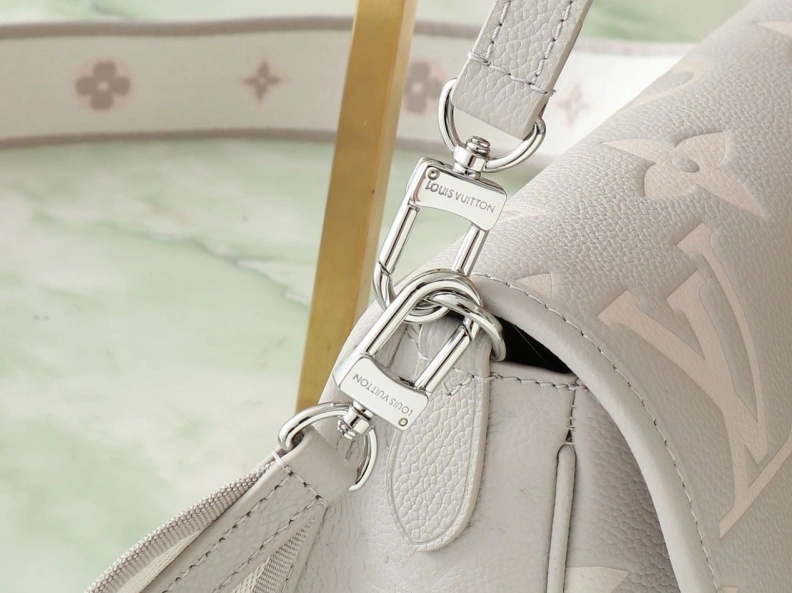Lightweight LX Satchel bags 9002