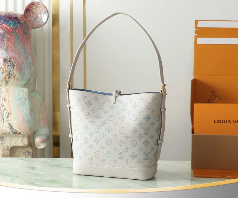 LX Bucket Bags Versatile 9418