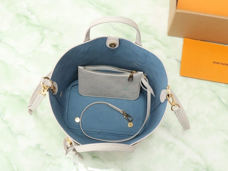 Bright LX Shopping Bags 8733